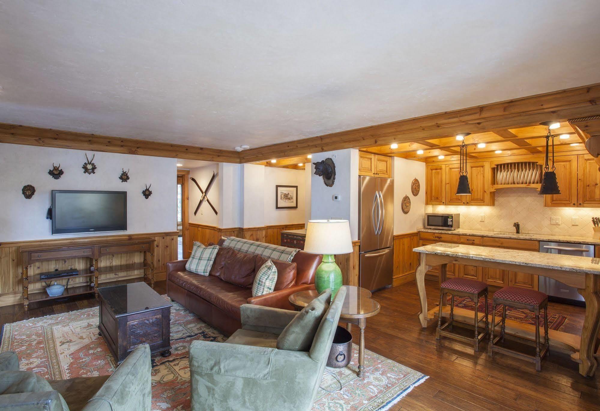 וייל Christiania Condominiums- Coraltree Residence Collection מראה חיצוני תמונה